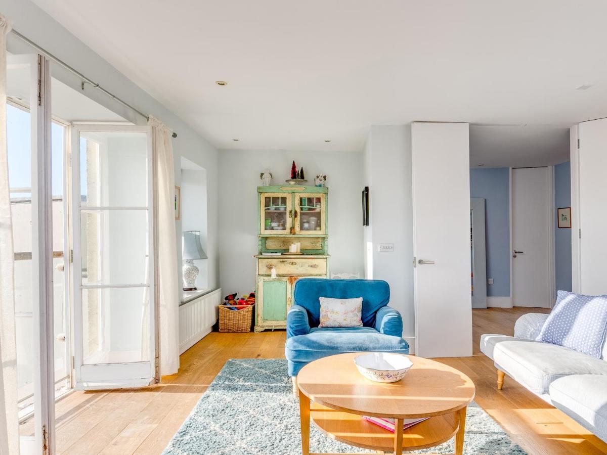 Apt 3, 26 Broad Street Apartment Lyme Regis Bagian luar foto