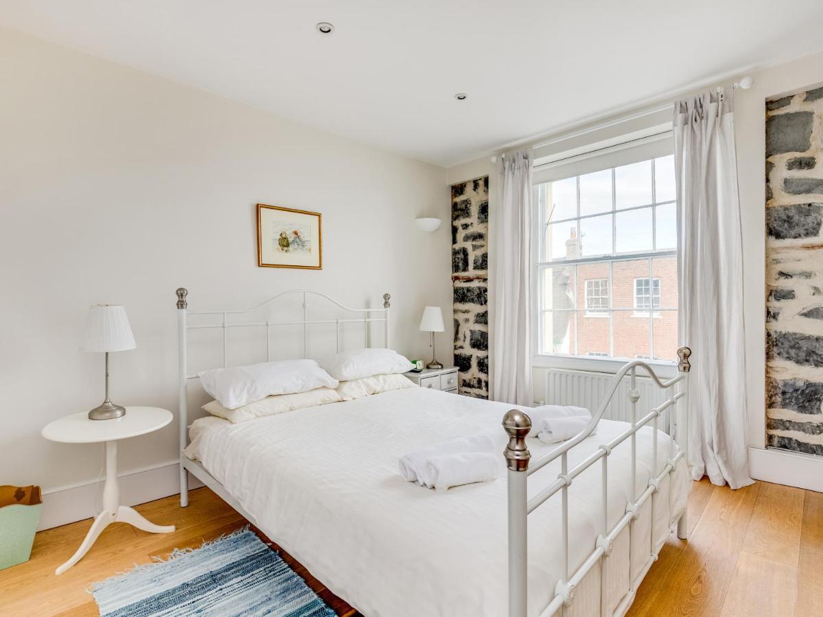 Apt 3, 26 Broad Street Apartment Lyme Regis Bagian luar foto